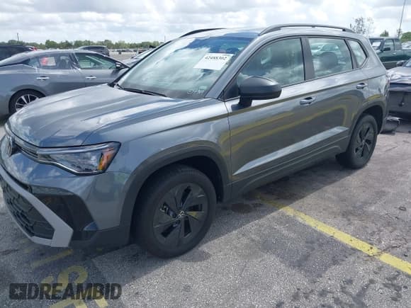 ✅ 2025 Volkswagen Taos S • VIN: 3VV5C7B27SM033616 • Лот: 42488302. Опубликован ранее на IAAI с пробегом 5 099 миль. Бесплатный доступ к архиву аукционных продаж из США и подробный отчёт об истории автомобиля на DreamBid. Изображение 2.