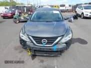 ✅ 2018 Nissan Altima SR • VIN: 1N4AL3AP6JC117452 • Lot: 42985848. Listed on IAAI with 27,023 mi. Free auction sales archive from the USA and detailed vehicle history report at DreamBid. Image 13.