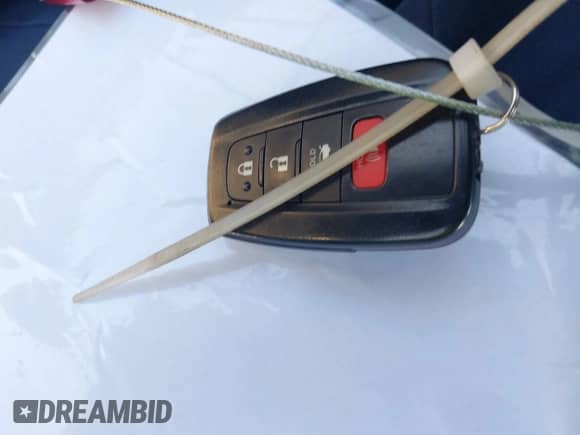 2020 Toyota Camry Hybrid SE с VIN 4T1J31AK1LU011468, выставлен на аукционе IAAI как лот 42711801 с пробегом 76 099 миль миль и . История ставок и продаж доступна на DreamBid. Изображение 11.