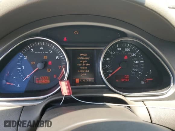 ✅ 2007 Audi Q7 Premium • VIN: WA1BV74L87D027015 • Lot: 58468475. Wystawiony na Copart z przebiegiem 70 493 mil. Bezpłatny archiwum sprzedaży aukcyjnych z USA i szczegółowy raport historii pojazdu na DreamBid. Zdjęcie 9.