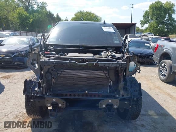 ✅ 2024 Chevrolet Silverado 1500 LTZ • VIN: 2GCUDGED6R1232338 • Лот: 43044891. Опубликован ранее на IAAI с пробегом Не указан. Бесплатный доступ к архиву аукционных продаж из США и подробный отчёт об истории автомобиля на DreamBid. Изображение 12.