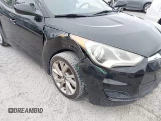 ✅ 2016 Hyundai Veloster • VIN: KMHTC6AD0GU248689 • Lot: 41559895. Wystawiony na IAAI z przebiegiem 91 111 mil. Bezpłatny archiwum sprzedaży aukcyjnych z USA i szczegółowy raport historii pojazdu na DreamBid. Zdjęcie 6.
