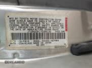 ✅ 2000 Toyota Camry LE • VIN: JT2BG22K1Y0398192 • Lot: 43728207. Wystawiony na IAAI z przebiegiem 370 608 mil. Bezpłatny archiwum sprzedaży aukcyjnych z USA i szczegółowy raport historii pojazdu na DreamBid. Zdjęcie 9.