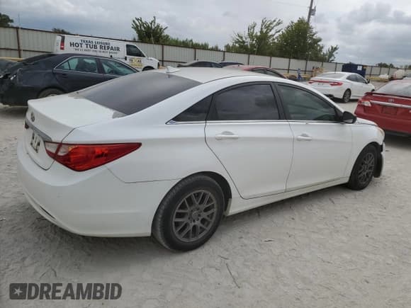 ✅ 2013 Hyundai Sonata GLS • VIN: 5NPEB4AC9DH581507 • Lot: 70533974. Wystawiony na Copart z przebiegiem 132 143 mil. Bezpłatny archiwum sprzedaży aukcyjnych z USA i szczegółowy raport historii pojazdu na DreamBid. Zdjęcie 3.