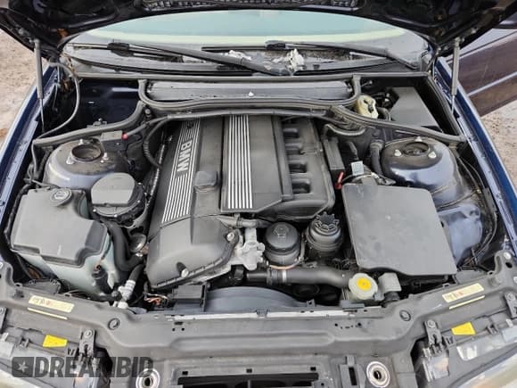 ✅ 2002 BMW 3 Series 325Ci • VIN: WBABS33432PG85348 • Lot: 91564665. Listed on Copart with 173,676 mi. Free auction sales archive from the USA and detailed vehicle history report at DreamBid. Image 11.