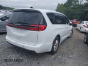 ✅ 2023 Chrysler Pacifica Touring L • VIN: 2C4RC1BG0PR601259 • Lot: 42902805. Wystawiony na IAAI z przebiegiem 46 947 mil. Bezpłatny archiwum sprzedaży aukcyjnych z USA i szczegółowy raport historii pojazdu na DreamBid. Zdjęcie 4.