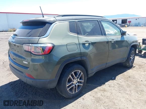 ✅ 2018 Jeep Compass Altitude • VIN: 3C4NJDBB2JT400557 • Лот: 42629821. Опубликован ранее на IAAI с пробегом 127 397 миль. Бесплатный доступ к архиву аукционных продаж из США и подробный отчёт об истории автомобиля на DreamBid. Изображение 4.