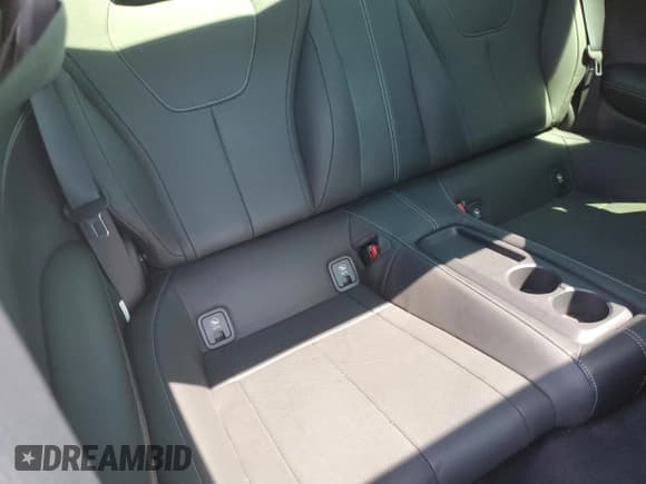 ✅ 2021 Infiniti Q60 Luxe • VIN: JN1EV7KL4MM470508 • Lot: 70358585. Listed on Copart with 34,748 mi. Free auction sales archive from the USA and detailed vehicle history report at DreamBid. Image 10.