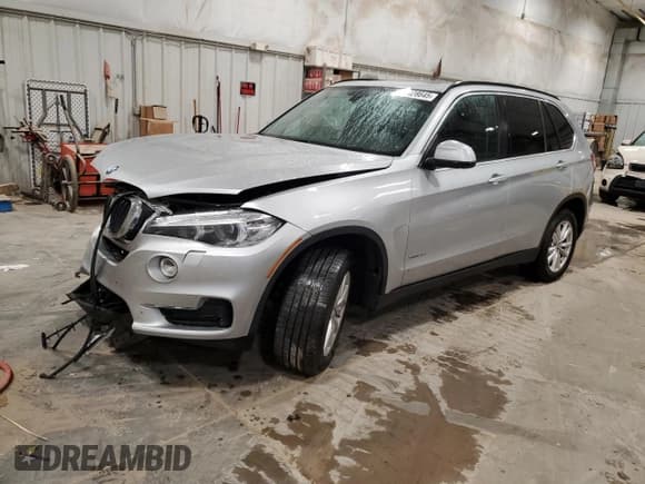 ✅ 2015 BMW X5 xDrive35i • VIN: 5UXKR0C56F0K54843 • Lot: 85428645. Listed on Copart with 185,007 mi. Free auction sales archive from the USA and detailed vehicle history report at DreamBid. Image 1.
