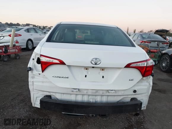 ✅ 2016 Toyota Corolla S Plus • VIN: 5YFBURHE0GP518658 • Лот: 43756701. Опубликован ранее на IAAI с пробегом 120 941 миль. Бесплатный доступ к архиву аукционных продаж из США и подробный отчёт об истории автомобиля на DreamBid. Изображение 17.