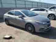 2018 Chevrolet Cruze LT с VIN 1G1BE5SM8J7189795, выставлен на аукционе Copart как лот 59746265 с пробегом 155 026 миль миль и Списание • Salvage title. История ставок и продаж доступна на DreamBid. Изображение 4.