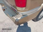 ✅ 1999 GMC Jimmy SLT • VIN: 1GKDT13W7X2545842 • Lot: 42973812. Wystawiony na IAAI z przebiegiem 236 268 mil. Bezpłatny archiwum sprzedaży aukcyjnych z USA i szczegółowy raport historii pojazdu na DreamBid. Zdjęcie 13.