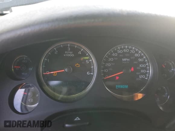 ✅ 2009 GMC Yukon SLT 4SA • VIN: 1GKEC33369R270660 • Лот: 87280724. Опубликован ранее на Copart с пробегом 167 034 миль. Бесплатный доступ к архиву аукционных продаж из США и подробный отчёт об истории автомобиля на DreamBid. Изображение 9.