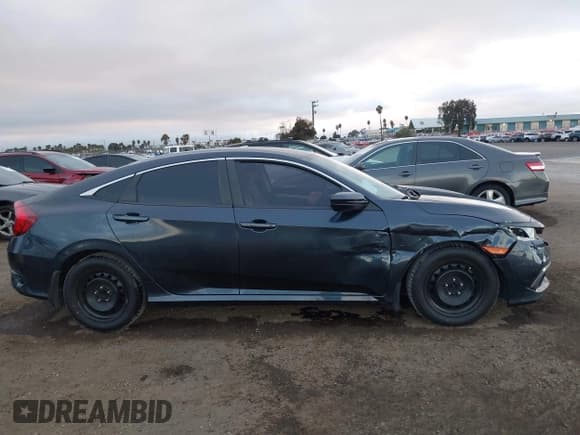 ✅ 2019 Honda Civic LX • VIN: 2HGFC2F69KH583774 • Лот: 43650960. Опубликован ранее на IAAI с пробегом 96 955 миль. Бесплатный доступ к архиву аукционных продаж из США и подробный отчёт об истории автомобиля на DreamBid. Изображение 13.