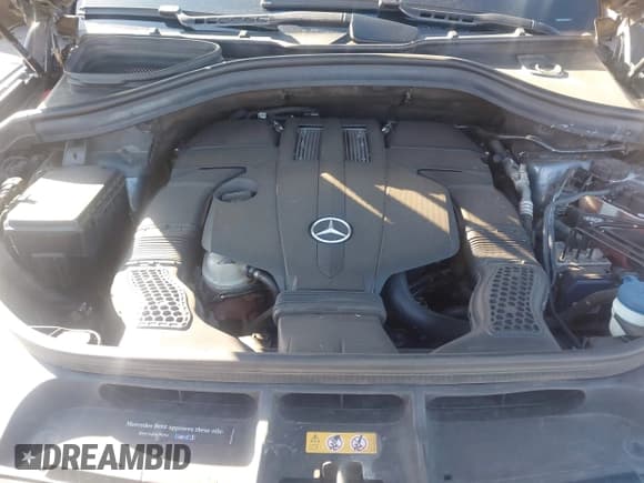 ✅ 2018 Mercedes-Benz GL 450 • VIN: 4JGDF6EE1JA999114 • Lot: 43748546. Listed on IAAI with 118,589 mi. Free auction sales archive from the USA and detailed vehicle history report at DreamBid. Image 10.