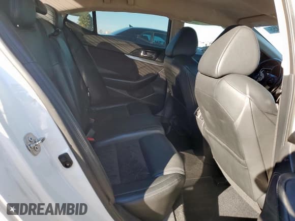 ✅ 2016 Nissan Maxima SR • VIN: 1N4AA6AP2GC447010 • Lot: 90953455. Wystawiony na Copart z przebiegiem 210 364 mil. Bezpłatny archiwum sprzedaży aukcyjnych z USA i szczegółowy raport historii pojazdu na DreamBid. Zdjęcie 10.