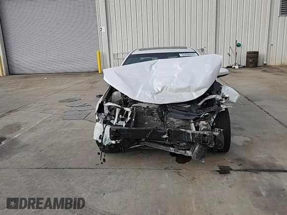✅ 2017 Toyota Camry XLE • VIN: 4T1BF1FK2HU776622 • Lot: 85898495. Listed on Copart with Not provided. Free auction sales archive from the USA and detailed vehicle history report at DreamBid. Image 13.