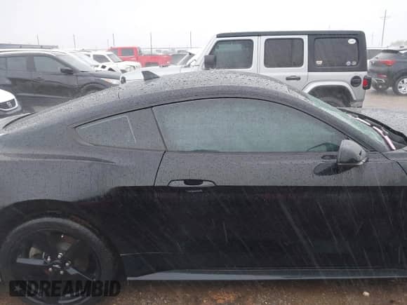 2023 Ford Mustang EcoBoost Premium с VIN 1FA6P8THXP5111826, выставлен на аукционе IAAI как лот 42608863 с пробегом 31 408 миль миль и . История ставок и продаж доступна на DreamBid. Изображение 14.