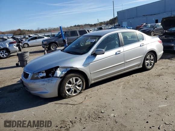 ✅ 2009 Honda Accord LX-P • VIN: 1HGCP26469A001919 • Lot: 92820515. Listed on Copart with 127,718 mi. Free auction sales archive from the USA and detailed vehicle history report at DreamBid. Image 1.