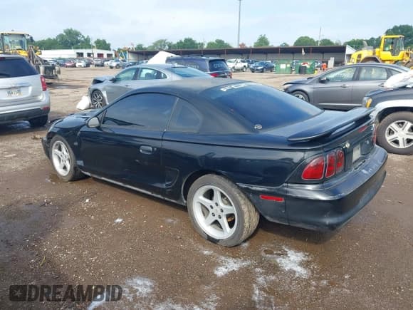 ✅ 1996 Ford Mustang GT • VIN: 1FALP42X8TF182645 • Lot: 42818188. Wystawiony na IAAI z przebiegiem 54 528 mil. Bezpłatny archiwum sprzedaży aukcyjnych z USA i szczegółowy raport historii pojazdu na DreamBid. Zdjęcie 3.
