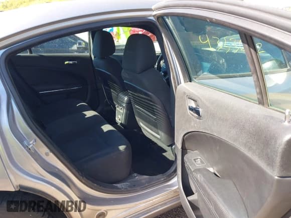 ✅ 2014 Dodge Charger SXT • VIN: 2C3CDXHG5EH165870 • Lot: 43536682. Listed on IAAI with 79,747 mi. Free auction sales archive from the USA and detailed vehicle history report at DreamBid. Image 8.