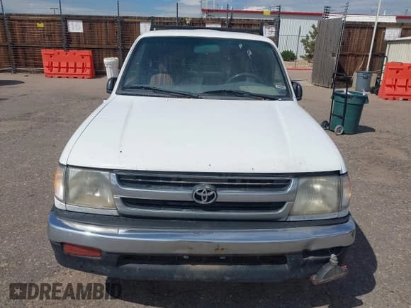 ✅ 1999 Toyota Tacoma • VIN: 4TANL42N4XZ481305 • Лот: 42586595. Опубликован ранее на IAAI с пробегом 239 303 миль. Бесплатный доступ к архиву аукционных продаж из США и подробный отчёт об истории автомобиля на DreamBid. Изображение 6.