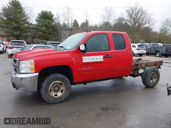 ✅ 2009 Chevrolet Silverado 2500HD LT • VIN: 1GCHK59K49E121533 • Lot: 41983113. Listed on IAAI with 197,264 mi. Free auction sales archive from the USA and detailed vehicle history report at DreamBid. Image 14.
