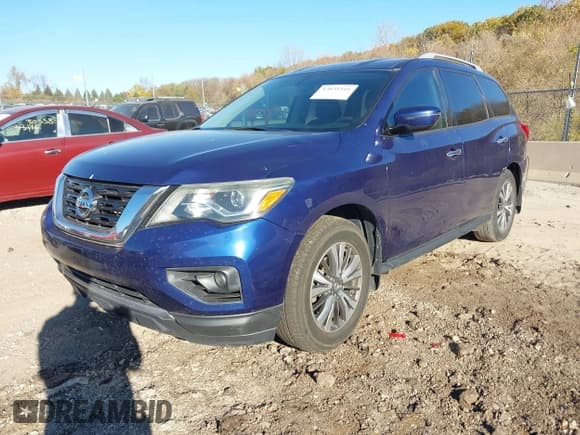 ✅ 2018 Nissan Pathfinder S • VIN: 5N1DR2MN3JC655192 • Lot: 43635316. Wystawiony na IAAI z przebiegiem 152 074 mil. Bezpłatny archiwum sprzedaży aukcyjnych z USA i szczegółowy raport historii pojazdu na DreamBid. Zdjęcie 17.