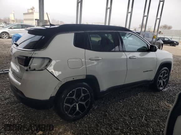 ✅ 2025 Jeep Compass Limited • VIN: 3C4NJDCN9ST584454 • Лот: 93676895. Опубликован ранее на Copart с пробегом 16 450 миль. Бесплатный доступ к архиву аукционных продаж из США и подробный отчёт об истории автомобиля на DreamBid. Изображение 3.