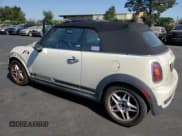 ✅ 2009 MINI Convertible S • VIN: WMWMS33509TY08040 • Lot: 64613975. Wystawiony na Copart z przebiegiem 124 938 mil. Bezpłatny archiwum sprzedaży aukcyjnych z USA i szczegółowy raport historii pojazdu na DreamBid. Zdjęcie 2.