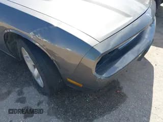 ✅ 2009 Dodge Challenger SE • VIN: 2B3LJ44VX9H594615 • Lot: 41648601. Wystawiony na IAAI z przebiegiem 177 377 mil. Bezpłatny archiwum sprzedaży aukcyjnych z USA i szczegółowy raport historii pojazdu na DreamBid. Zdjęcie 6.