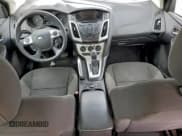 ✅ 2013 Ford Focus SE • VIN: 1FADP3F20DL177231 • Lot: 93351825. Wystawiony na Copart z przebiegiem Nie podano. Bezpłatny archiwum sprzedaży aukcyjnych z USA i szczegółowy raport historii pojazdu na DreamBid. Zdjęcie 8.