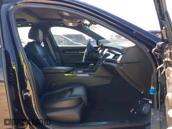 ✅ 2018 Cadillac CT6 • VIN: 1G6KM5RS4JU108018 • Лот: 41705937. Опубликован ранее на IAAI с пробегом 97 080 миль. Бесплатный доступ к архиву аукционных продаж из США и подробный отчёт об истории автомобиля на DreamBid. Изображение 5.