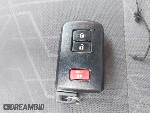 ✅ 2017 Toyota Tacoma SR5 • VIN: 3TMCZ5ANXHM118561 • Lot: 43051738. Listed on IAAI with 76,645 mi. Free auction sales archive from the USA and detailed vehicle history report at DreamBid. Image 11.