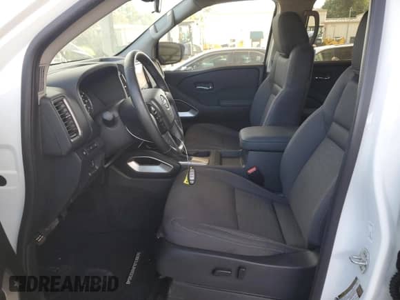 2022 Nissan Frontier SV with VIN 1N6ED1EK0NN689989, listed as a Copart auction lot 81862955 with 30,152 mi miles and Salvage title. Bid and sale history available at DreamBid. Image 7.