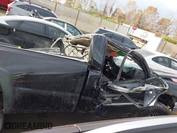 ✅ 2007 Chevrolet Silverado 2500HD Work Truck • VIN: 1GCHK24D57E140676 • Лот: 43686654. Опубликован ранее на IAAI с пробегом Не указан. Бесплатный доступ к архиву аукционных продаж из США и подробный отчёт об истории автомобиля на DreamBid. Изображение 13.