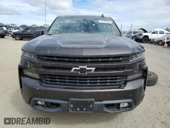 ✅ 2019 Chevrolet Silverado 1500 RST • VIN: 1GCRYEED0KZ342393 • Lot: 71773734. Wystawiony na Copart z przebiegiem Nie podano. Bezpłatny archiwum sprzedaży aukcyjnych z USA i szczegółowy raport historii pojazdu na DreamBid. Zdjęcie 5.