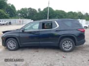 ✅ 2022 Chevrolet Traverse LT • VIN: 1GNEVHKW2NJ134038 • Lot: 42602687. Wystawiony na IAAI z przebiegiem 84 750 mil. Bezpłatny archiwum sprzedaży aukcyjnych z USA i szczegółowy raport historii pojazdu na DreamBid. Zdjęcie 14.