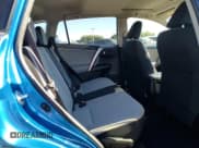 ✅ 2017 Toyota RAV4 XLE • VIN: JTMRFREV6HJ159402 • Lot: 86409665. Wystawiony na Copart z przebiegiem 151 511 mil. Bezpłatny archiwum sprzedaży aukcyjnych z USA i szczegółowy raport historii pojazdu na DreamBid. Zdjęcie 11.