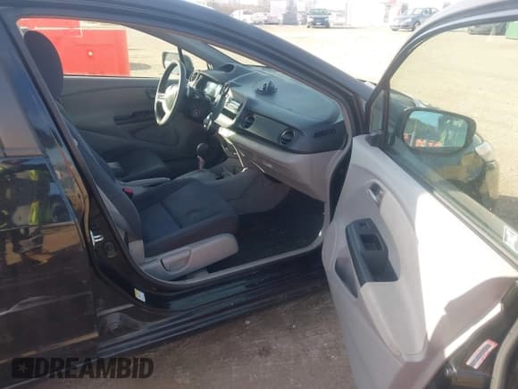 ✅ 2011 Honda Insight EX • VIN: JHMZE2H74BS011384 • Lot: 43676130. Wystawiony na IAAI z przebiegiem 177 219 mil. Bezpłatny archiwum sprzedaży aukcyjnych z USA i szczegółowy raport historii pojazdu na DreamBid. Zdjęcie 5.