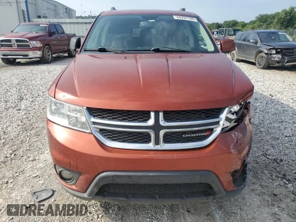 ✅ 2014 Dodge Journey Limited • VIN: 3C4PDDDG5ET279280 • Lot: 64297705. Wystawiony na Copart z przebiegiem 113 285 mil. Bezpłatny archiwum sprzedaży aukcyjnych z USA i szczegółowy raport historii pojazdu na DreamBid. Zdjęcie 5.