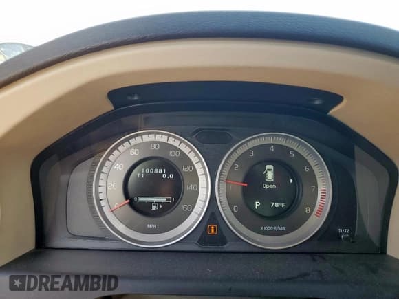 ✅ 2011 Volvo XC70 3.2L • VIN: YV4952BL4B1113777 • Лот: 80357515. Опубликован ранее на Copart с пробегом 100 881 миль. Бесплатный доступ к архиву аукционных продаж из США и подробный отчёт об истории автомобиля на DreamBid. Изображение 9.