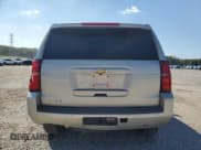 ✅ 2015 Chevrolet Tahoe LT • VIN: 1GNSCBKC1FR256372 • Lot: 84628615. Wystawiony na Copart z przebiegiem 166 921 mil. Bezpłatny archiwum sprzedaży aukcyjnych z USA i szczegółowy raport historii pojazdu na DreamBid. Zdjęcie 6.