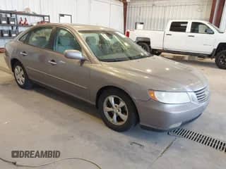 2007 Hyundai Azera SE with VIN KMHFC46F17A177886, listed as a IAAI auction lot 42884352 with 255,812 mi miles and . Bid and sale history available at DreamBid. Image 1.