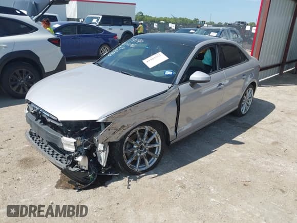 ✅ 2016 Audi A3 Premium • VIN: WAUA7GFFXG1019466 • Лот: 43303553. Опубликован ранее на IAAI с пробегом 95 589 миль. Бесплатный доступ к архиву аукционных продаж из США и подробный отчёт об истории автомобиля на DreamBid. Изображение 2.