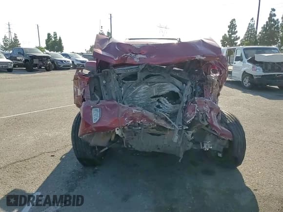 ✅ 2018 Chevrolet Silverado 1500 LT • VIN: 3GCUKREC1JG200773 • Лот: 81760605. Опубликован ранее на Copart с пробегом Не указан. Бесплатный доступ к архиву аукционных продаж из США и подробный отчёт об истории автомобиля на DreamBid. Изображение 13.