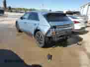 2022 Hyundai Ioniq 5 SEL z VIN KM8KNDAF2NU054853, wystawiony jako Copart lot #44260883 z przebiegiem 16 452 mil mil oraz . Historia ofert i sprzedaży dostępna na DreamBid. Obrazek 2.