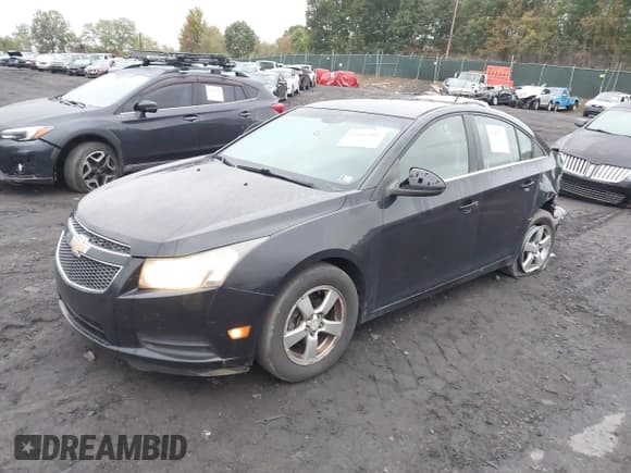 ✅ 2012 Chevrolet Cruze 1LT • VIN: 1G1PF5SC1C7155047 • Лот: 43453501. Опубликован ранее на IAAI с пробегом 135 839 миль. Бесплатный доступ к архиву аукционных продаж из США и подробный отчёт об истории автомобиля на DreamBid. Изображение 2.