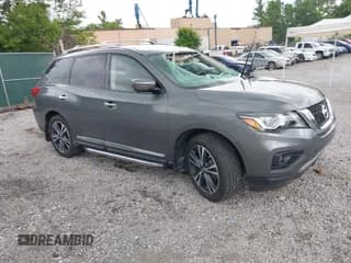 ✅ 2018 Nissan Pathfinder SL • VIN: 5N1DR2MM5JC649353 • Lot: 42345208. Wystawiony na IAAI z przebiegiem 41 316 mil. Bezpłatny archiwum sprzedaży aukcyjnych z USA i szczegółowy raport historii pojazdu na DreamBid. Zdjęcie 1.