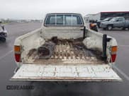 ✅ 1990 Toyota Pickup SR5 • VIN: JT4VN13G0L0016029 • Lot: 43728588. Listed on IAAI with 191,881 mi. Free auction sales archive from the USA and detailed vehicle history report at DreamBid. Image 12.